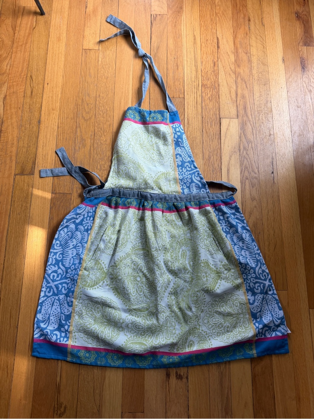 Anthropologie apron
